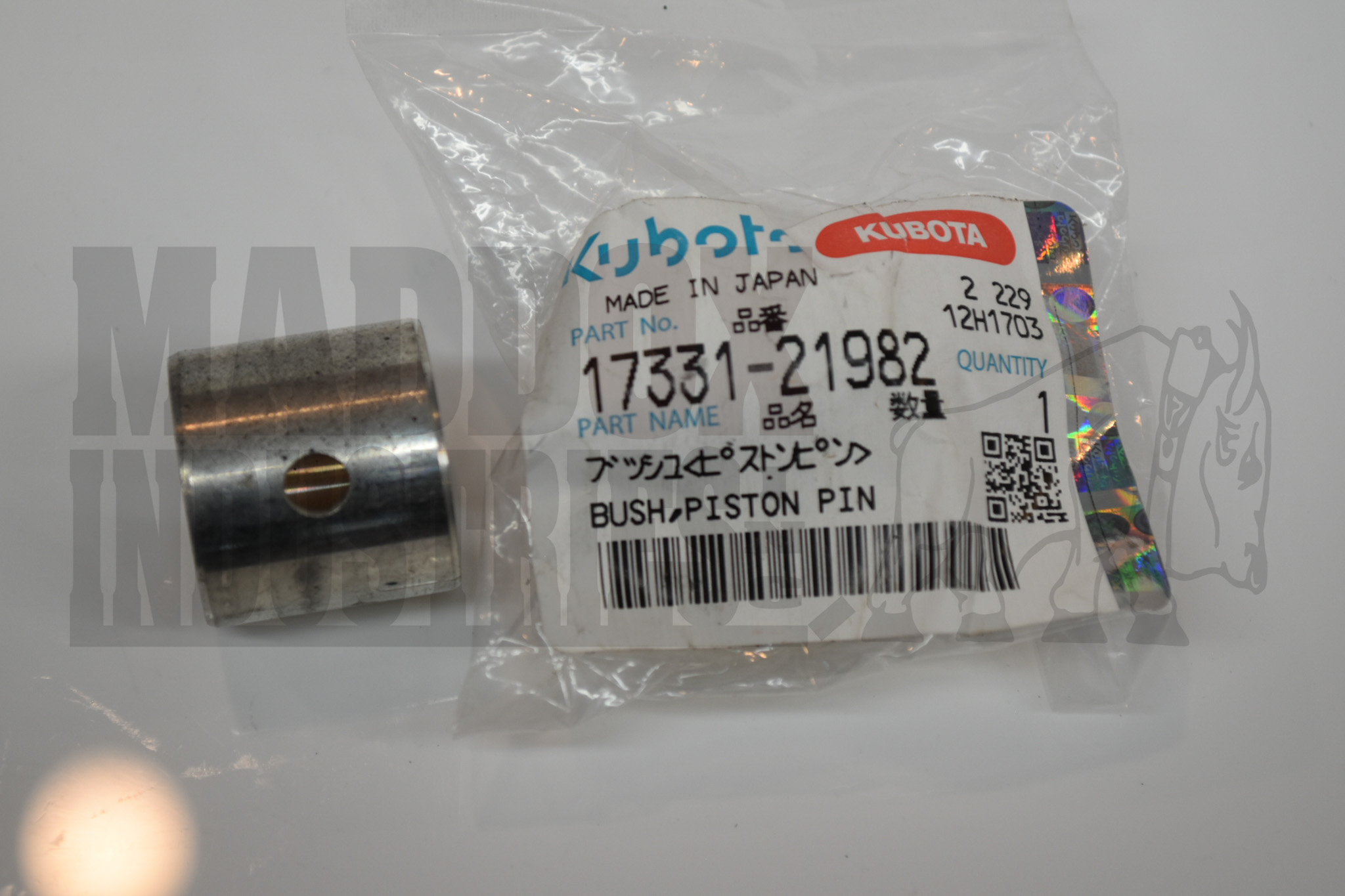 Kubota 17331-21982 Bushing